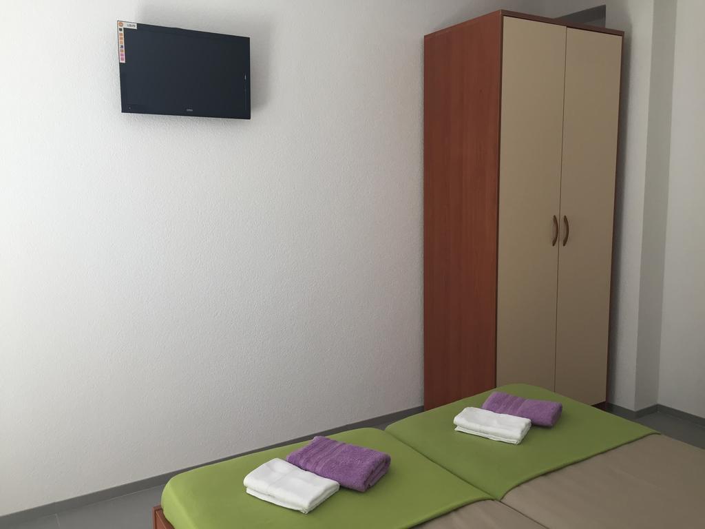 Stanicicke Apartments Baška Voda Εξωτερικό φωτογραφία